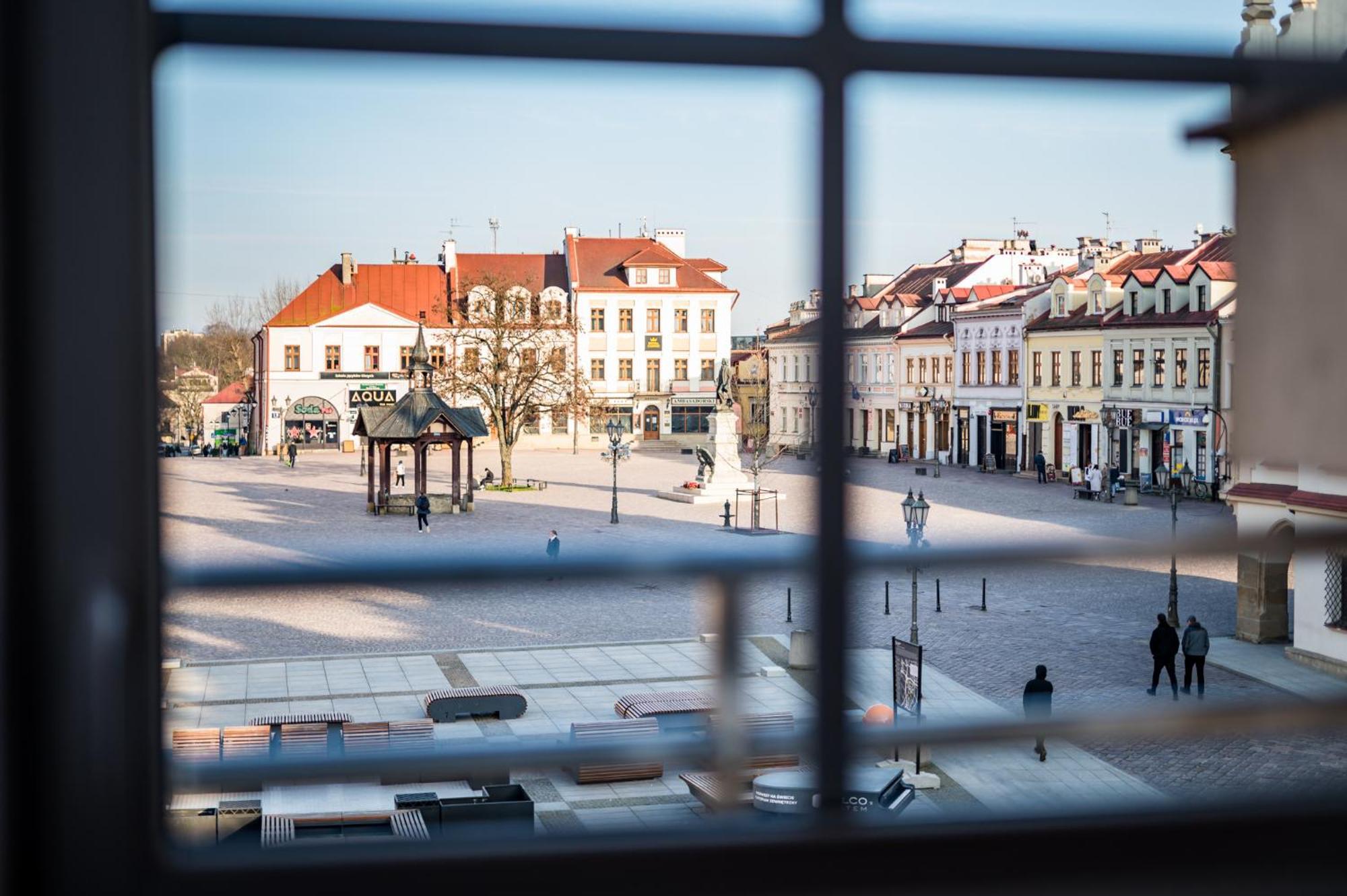 Pod Ratuszem Leilighet Rzeszów Eksteriør bilde